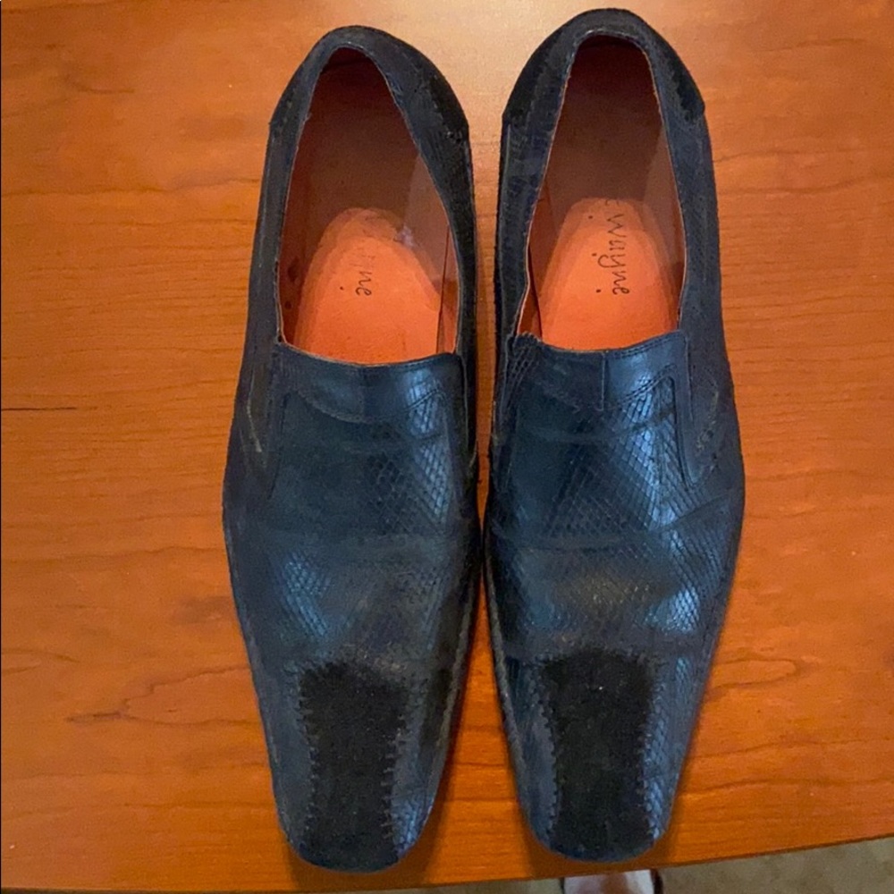 Men’s Robert Wayne black dress shoe size 9